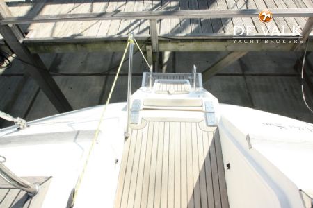 WAUQUIEZ 43 PILOT SALOON