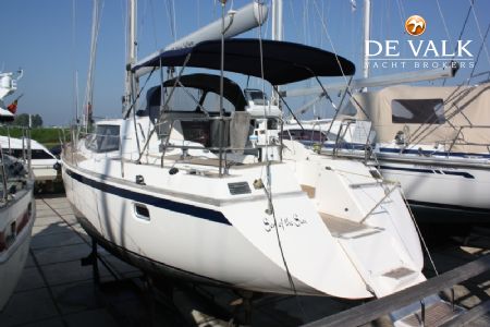 WAUQUIEZ 43 PILOT SALOON