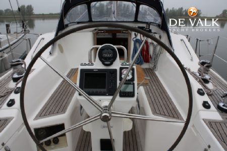 WAUQUIEZ 43 PILOT SALOON
