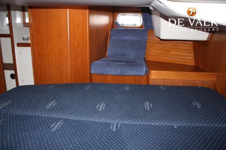 WAUQUIEZ 43 PILOT SALOON