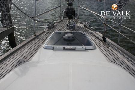 WAUQUIEZ 43 PILOT SALOON