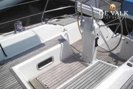 WAUQUIEZ 43 PILOT SALOON