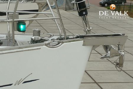 WAUQUIEZ 47 PILOT SALOON