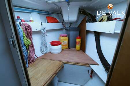 WAUQUIEZ CENTURION 47