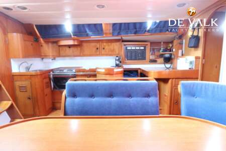 WAUQUIEZ CENTURION 47