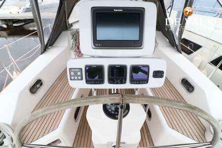 WAUQUIEZ PILOT SALOON 40