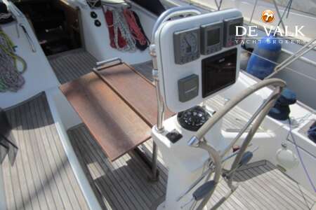 WAUQUIEZ PILOT SALOON 41