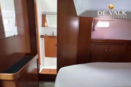 WAUQUIEZ PILOT SALOON 41