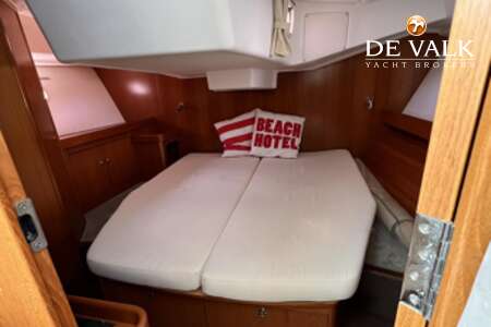 WAUQUIEZ PILOT SALOON 41