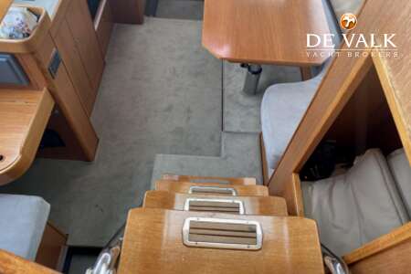 WAUQUIEZ PILOT SALOON 41