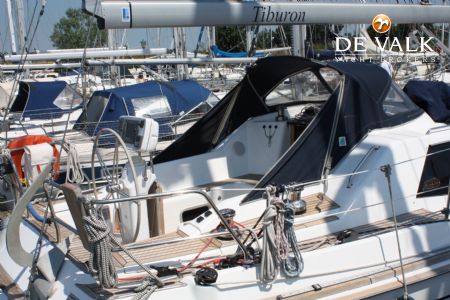 WAUQUIEZ PILOT SALOON 43