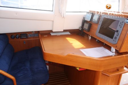 WAUQUIEZ PILOT SALOON 43