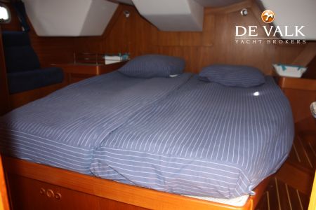 WAUQUIEZ PILOT SALOON 43