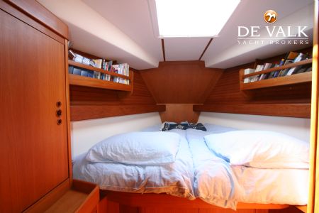 WAUQUIEZ PILOT SALOON 43