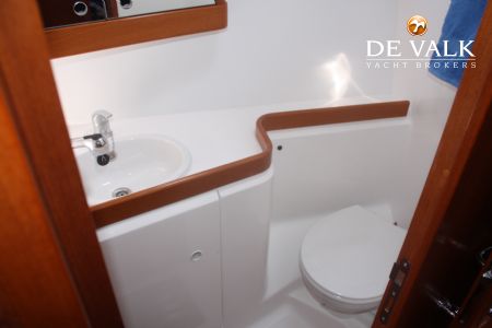 WAUQUIEZ PILOT SALOON 43