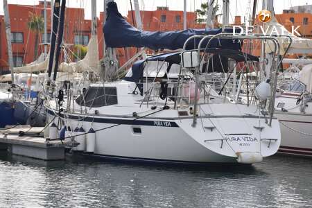 WAUQUIEZ PILOT SALOON 43