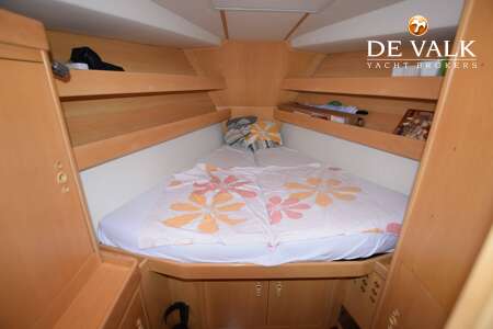 WAUQUIEZ PILOT SALOON 43