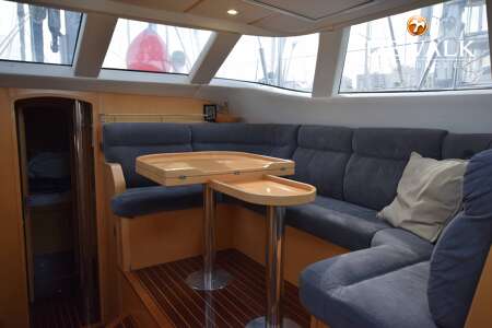 WAUQUIEZ PILOT SALOON 43