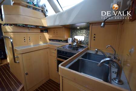 WAUQUIEZ PILOT SALOON 43