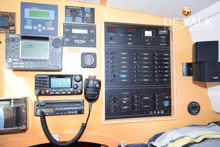 WAUQUIEZ PILOT SALOON 43