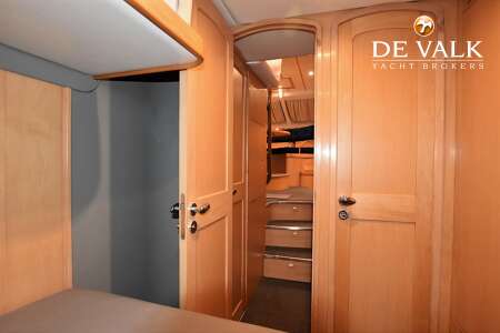 WAUQUIEZ PILOT SALOON 60