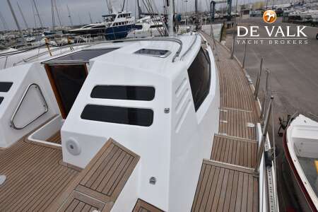 WAUQUIEZ PILOT SALOON 60
